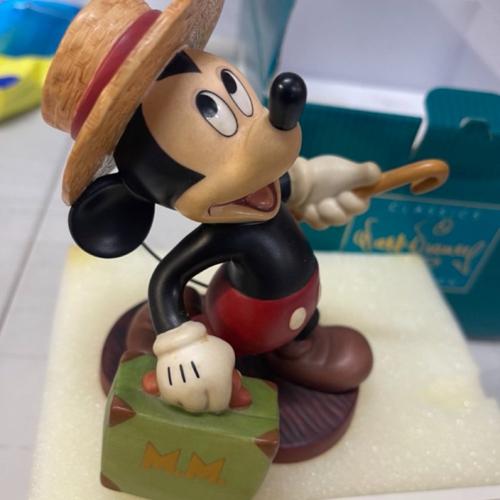WALT DISNEY CLASSICS MICKEY MOUSE TRAVELLER'S TAIL WITH COA